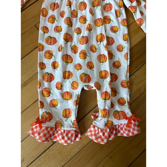 NWT Baby Essentials 2 piece pumpkin fall infant outfit with matching headband - Picture 6 of 7